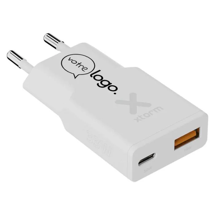 Chargeur USB personnalisable SlimLine 33 W compact et puissant - Xtorm