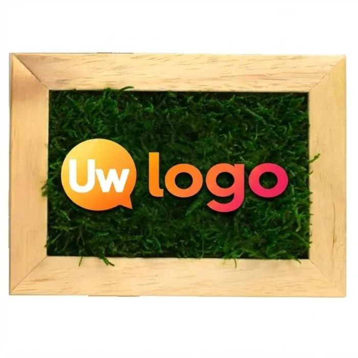 Rechthoekig houten frame, naar wens aan te passen, met gestabiliseerd Frans schuim