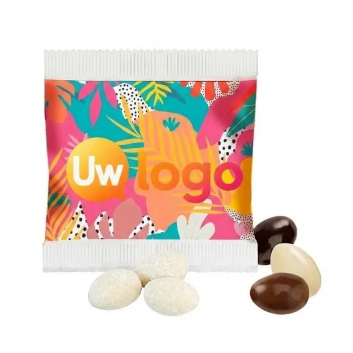 Amandelen met vanille of chocolade in een PAPIEREN zakje