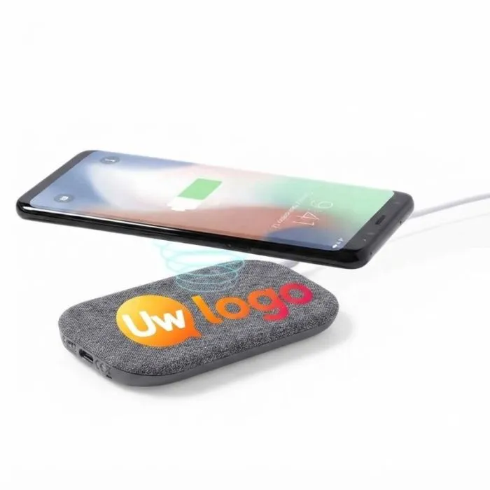 Yeik powerbank met eigen opdruk