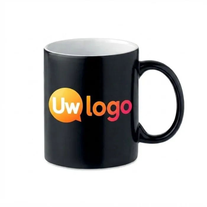 Zwarte, gepersonaliseerde sublimatiemok 300 ml SUBLIDARK