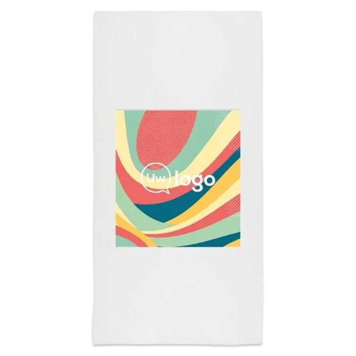 Gepersonaliseerde, sneldrogende sporthanddoek 50x100 cm