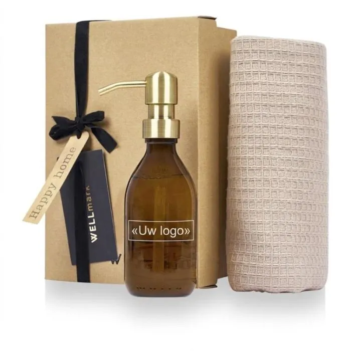 Geschenkpakket met zeep en handdoek van biologisch katoen - Happy Home