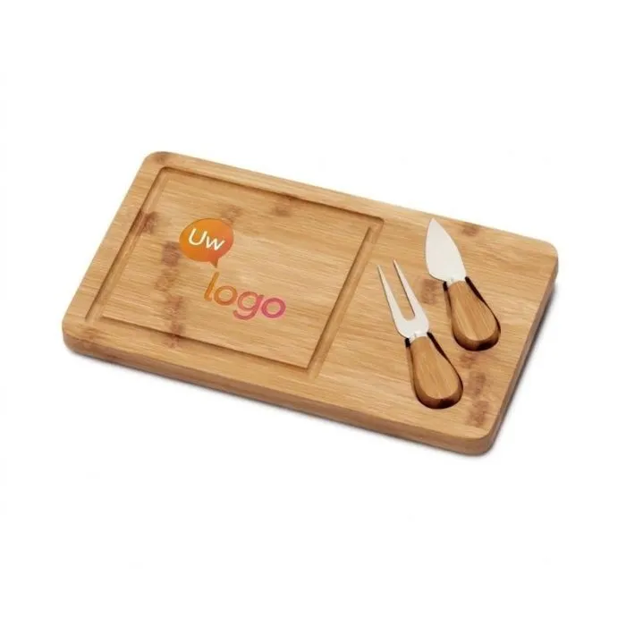 Gepersonaliseerd kaasplateau van bamboe