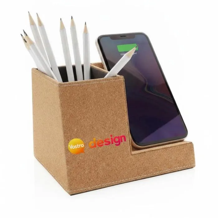 Portapenne in sughero e caricatore wireless personalizzato