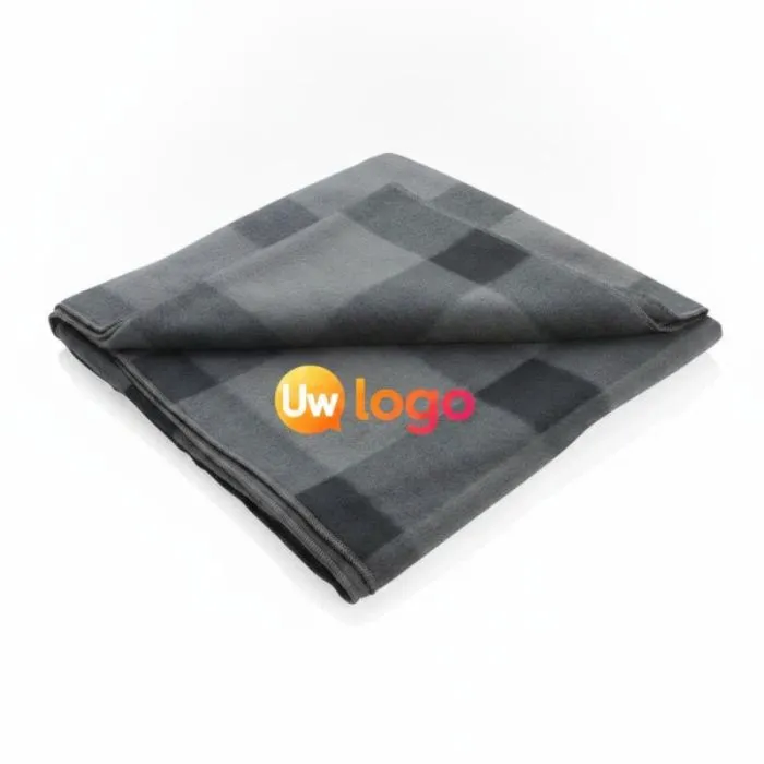 Zachte, gepersonaliseerde plaid met ruitjesmotief