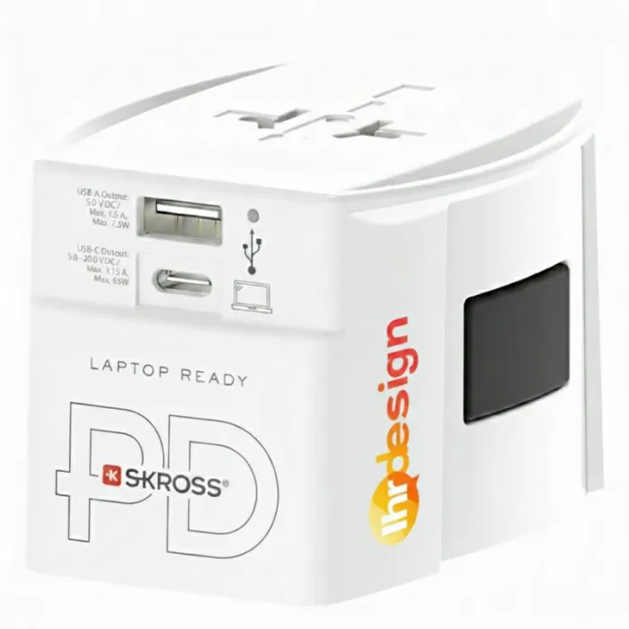 Personalisierter Reiseadapter 65W USB C mit Kabel inklusive -SKROSS