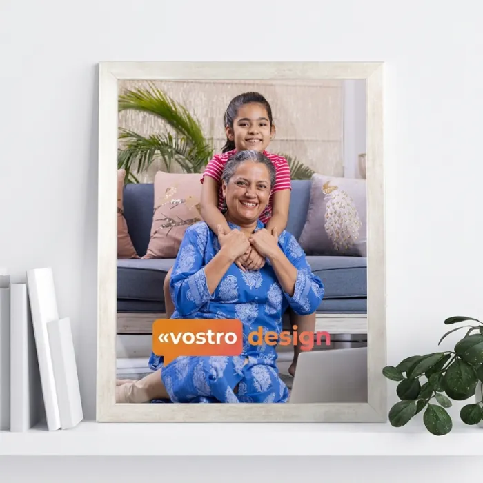 Manifesto personalizzato con cornice in legno – per esposizione decorativa o comunicazione visiva