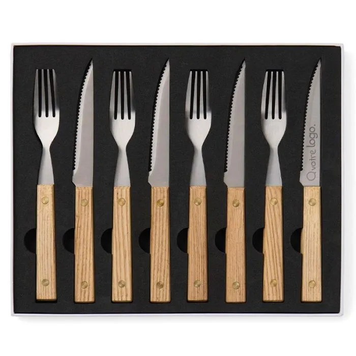 Ensemble de couverts BBQ 8 pièces personnalisé en bois de frêne FSC® et acier inoxydable